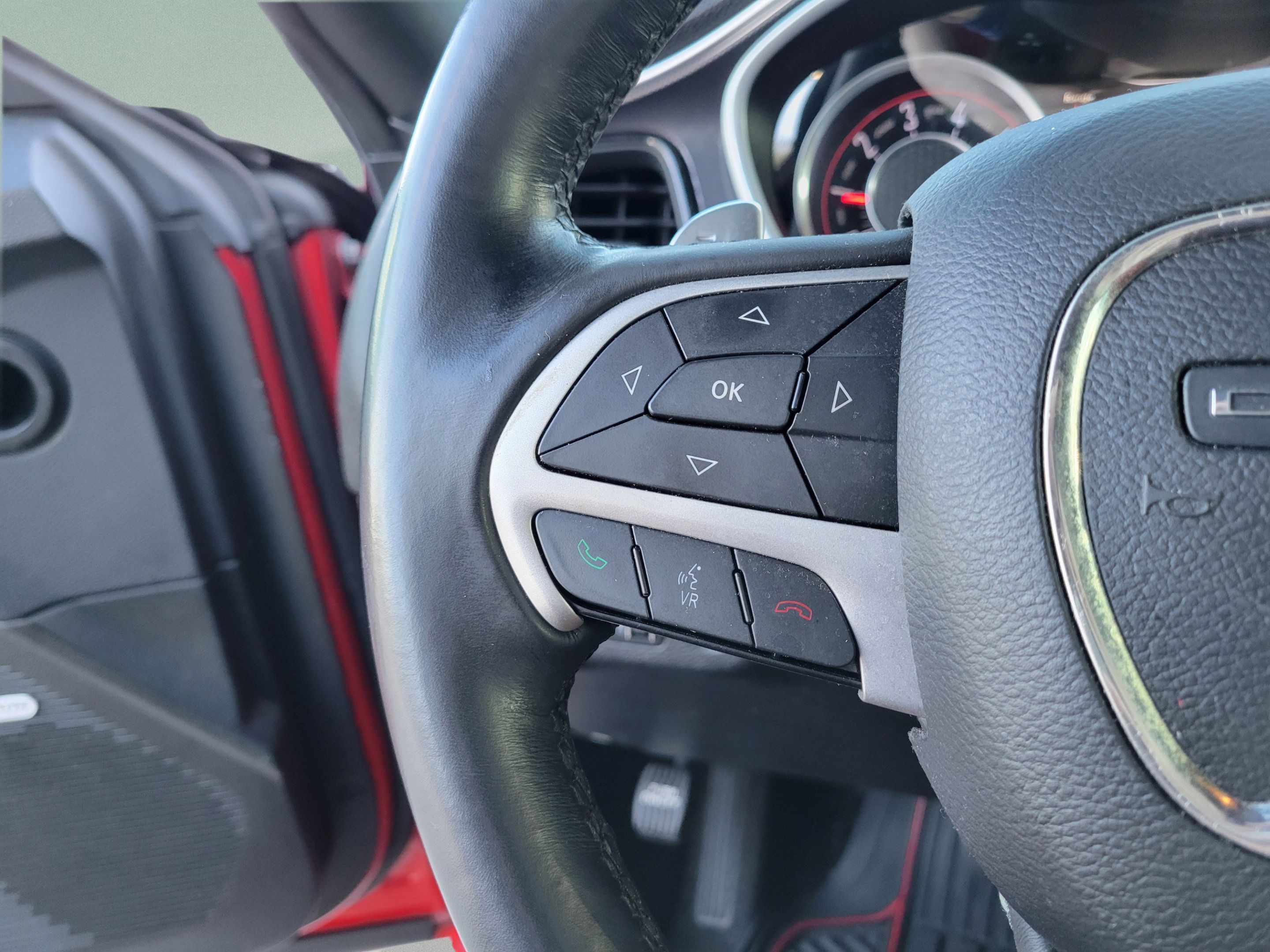 Used 2015 Dodge Challenger R/T Plus RWD image 23