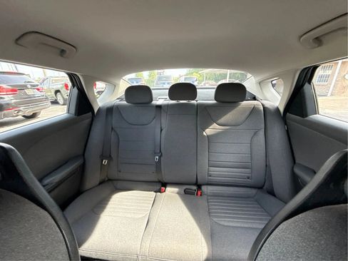 Used 2025 Kia K4 EX FWD image 17