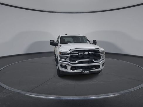 New 2026 RAM 2500 Big Horn AWD/4WD image 4
