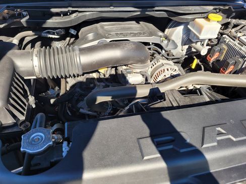 Used 2020 RAM 1500 Laramie w/ Sport Appearance Package image 18