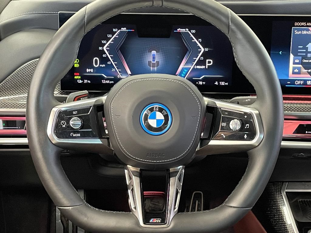 Used 2023 BMW i7 xDrive60 AWD/4WD image 35
