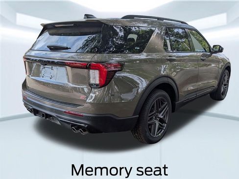 New 2026 Ford Explorer ST image 7