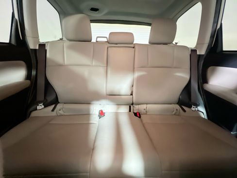 Used 2016 Subaru Forester 2.5i Limited w/ Popular Package #2 image 32