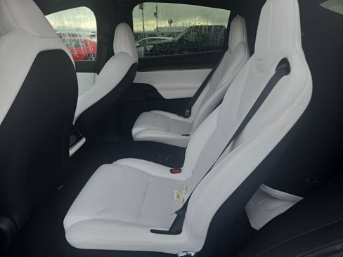 Used 2023 Tesla Model X AWD/4WD image 2