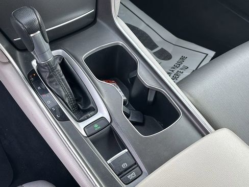 Used 2020 Honda Accord LX image 21