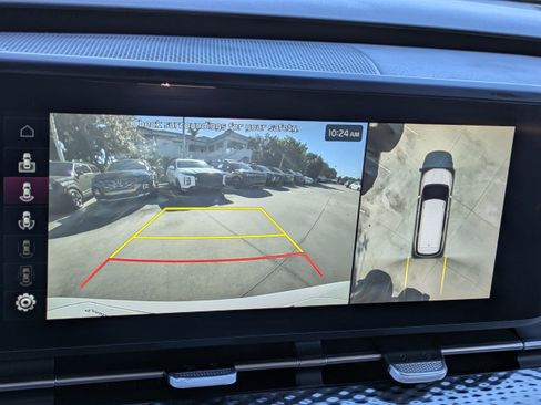 Used 2024 Kia Carnival SX Prestige image 29