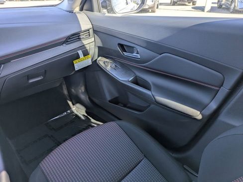 New 2026 Nissan Sentra SR w/ Floor Mat Package image 17