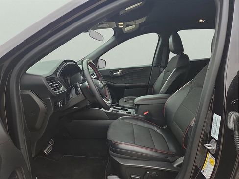 Used 2023 Ford Escape ST-Line w/ Tech Pack #1 image 11