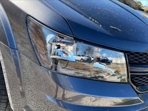 Used 2020 Dodge Journey SE w/ Blacktop Package FWD image 27