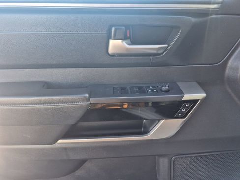 Used 2022 Toyota Tundra Limited w/ TRD Off-Road Package image 7