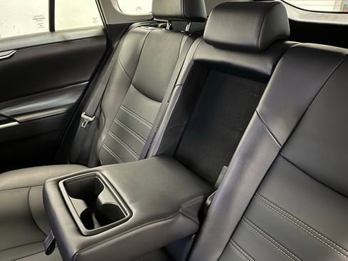 Used 2023 Toyota RAV4 XLE Premium AWD/4WD image 15