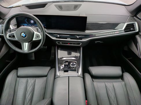 Used 2025 BMW X5 xDrive40i image 34