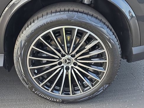 New 2026 Mercedes-Benz GLC 300 4MATIC image 9