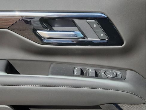 New 2025 Chevrolet Tahoe LS image 15