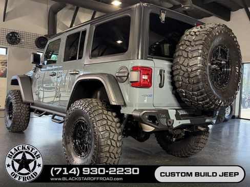 Used 2025 Jeep Wrangler Unlimited Rubicon 4xe AWD/4WD image 10