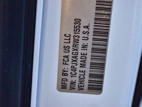 Used 2024 Jeep Wrangler Sport S image 25