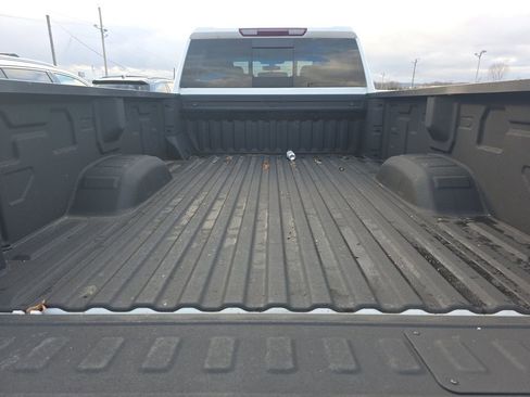 Used 2022 Chevrolet Silverado 3500 LT w/ Convenience Package image 8