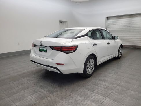 Used 2025 Nissan Sentra S image 9