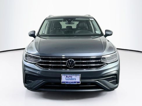 Used 2023 Volkswagen Tiguan SE AWD/4WD image 2