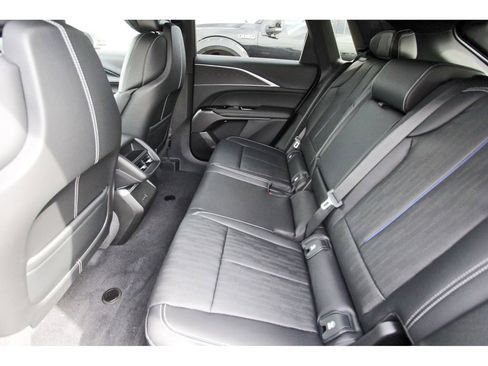 New 2026 Cadillac Lyriq Luxury image 7