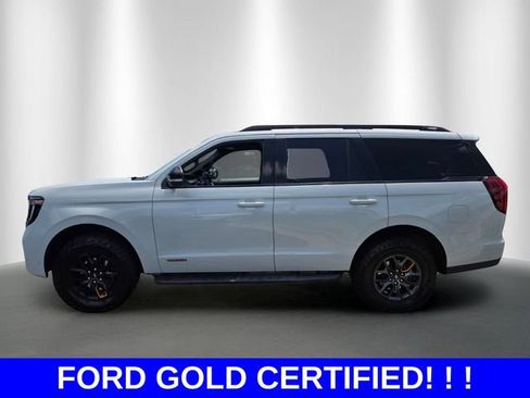 Used 2025 Ford Expedition Tremor AWD/4WD image 2