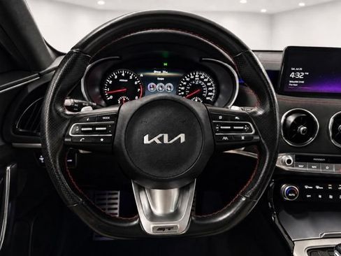 Used 2023 Kia Stinger GT2 AWD/4WD image 41