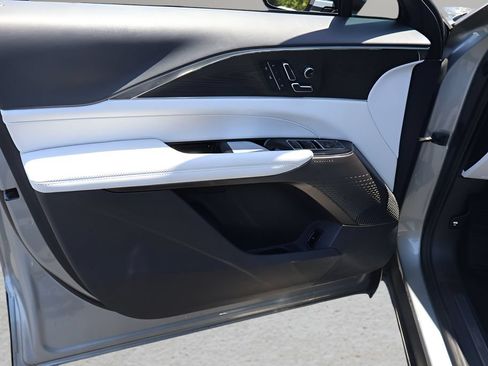 Certified 2024 Cadillac Lyriq Sport RWD image 9