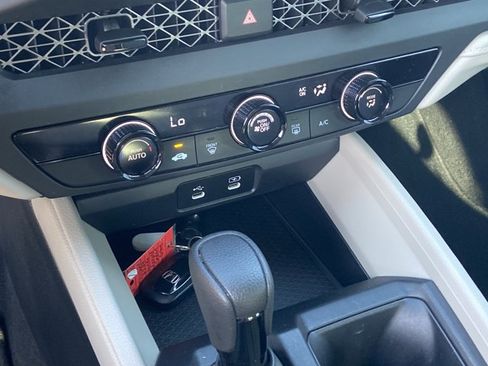 Used 2024 Honda Accord LX image 38
