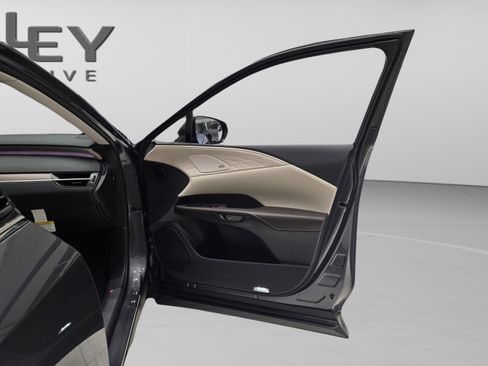 New 2026 Lexus RX 450h AWD image 25