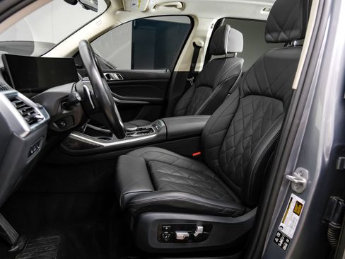 Used 2025 BMW X7 xDrive40i AWD/4WD image 40