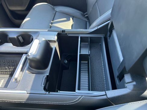 New 2025 Ford Expedition Platinum w/ Stealth Performance Package image 36