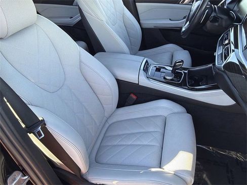 Used 2023 BMW X5 xDrive40i image 11