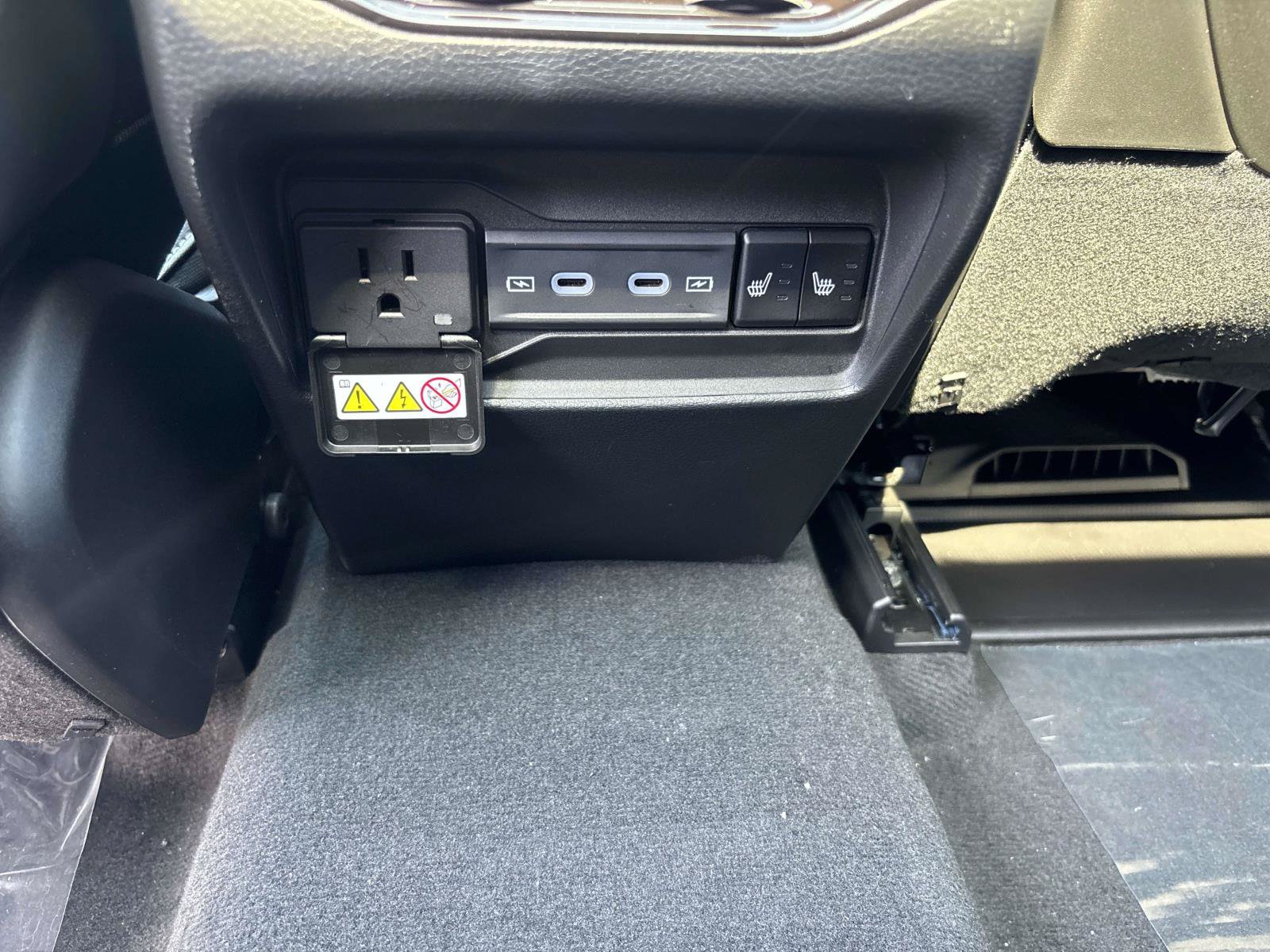 New 2026 Jeep Grand Cherokee Limited AWD/4WD image 8