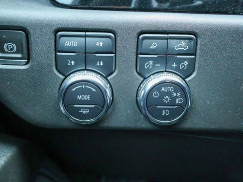 Certified 2023 GMC Sierra 1500 SLT w/ SLT Premium Plus Package image 16