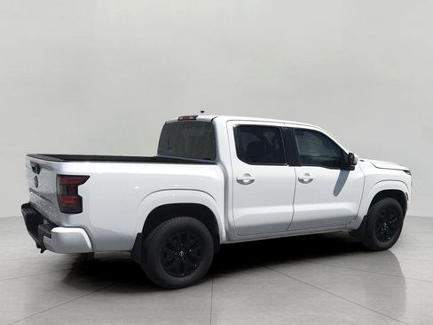 Used 2022 Nissan Frontier SV w/ Technology Package AWD/4WD image 18