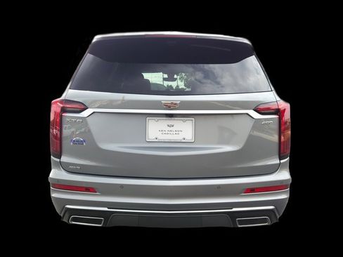 New 2025 Cadillac XT6 Premium Luxury w/ Technology Package image 2