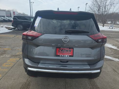 New 2026 Nissan Rogue Platinum image 5