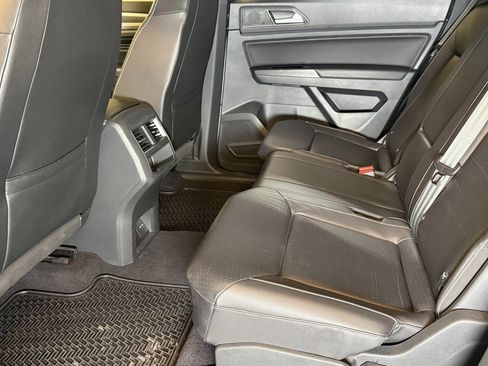 Used 2020 Volkswagen Atlas Cross Sport SEL w/ Cross Sport MDO Package image 23