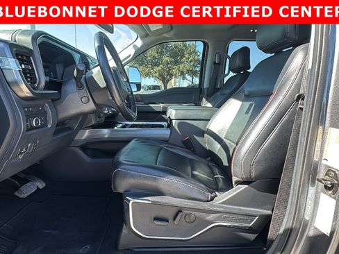 Used 2023 Ford F250 Lariat w/ Sport Appearance Package image 9