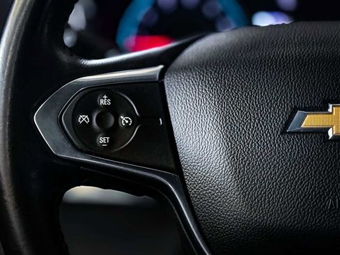 Used 2019 Chevrolet Traverse LT image 41