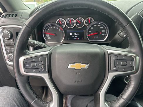 Used 2020 Chevrolet Silverado 1500 LTZ AWD/4WD image 18