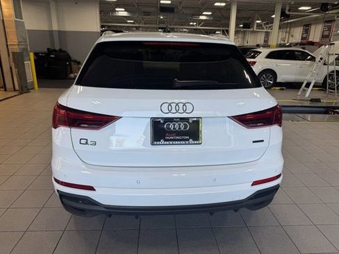 Used 2025 Audi Q3 2.0T Premium w/ Convenience Package AWD/4WD image 6