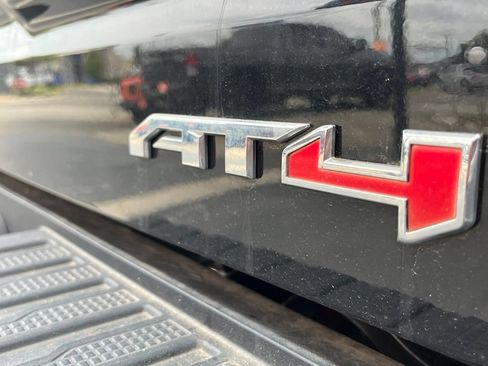 Used 2019 GMC Sierra 1500 AT4 w/ AT4 Premium Package AWD/4WD image 11