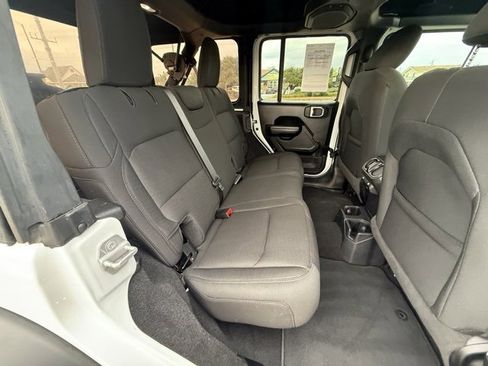 Certified 2021 Jeep Wrangler Unlimited Sport image 12