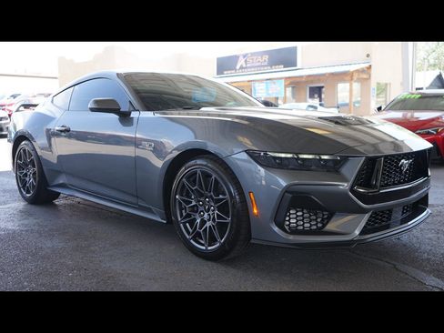 Used 2025 Ford Mustang GT Premium w/ GT Performance Package RWD image 1