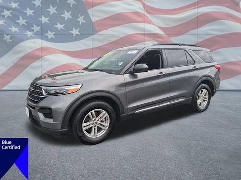 Certified 2024 Ford Explorer XLT RWD image 7