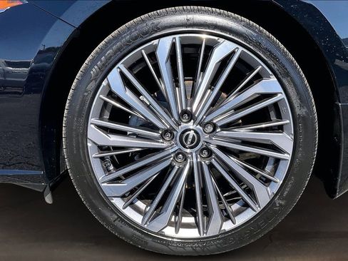 Used 2024 Nissan Altima 2.5 SL image 34