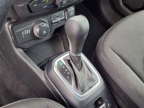 Used 2019 Jeep Renegade Altitude w/ Quick Order Package 2XM image 21