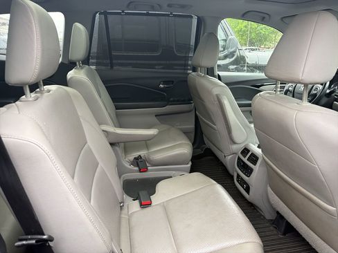 Used 2016 Honda Pilot Elite image 5