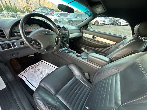 Used 2002 Ford Thunderbird Deluxe image 10